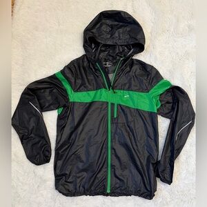 Brooks Running Jacket Men’s Medium Black Green Hooded Windbreaker Lightweight
